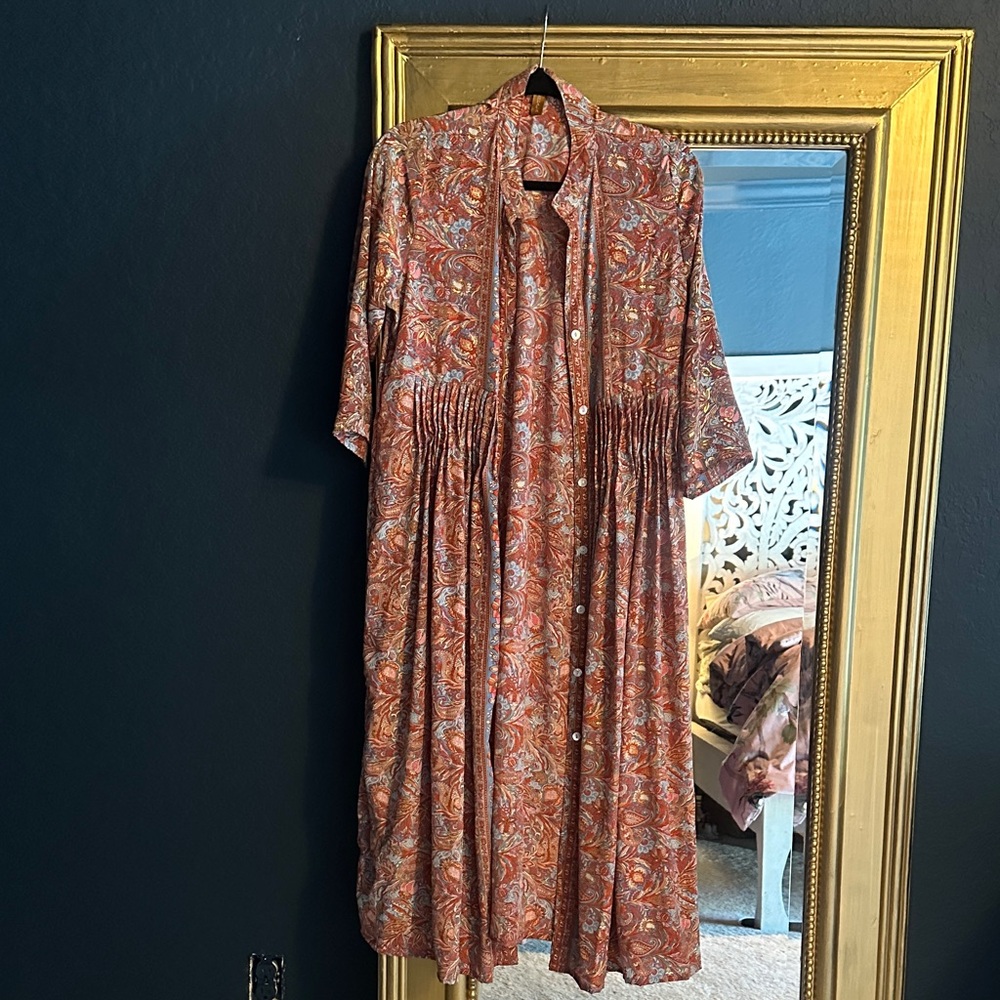 Elegant Long Sleeve Paisley Dress